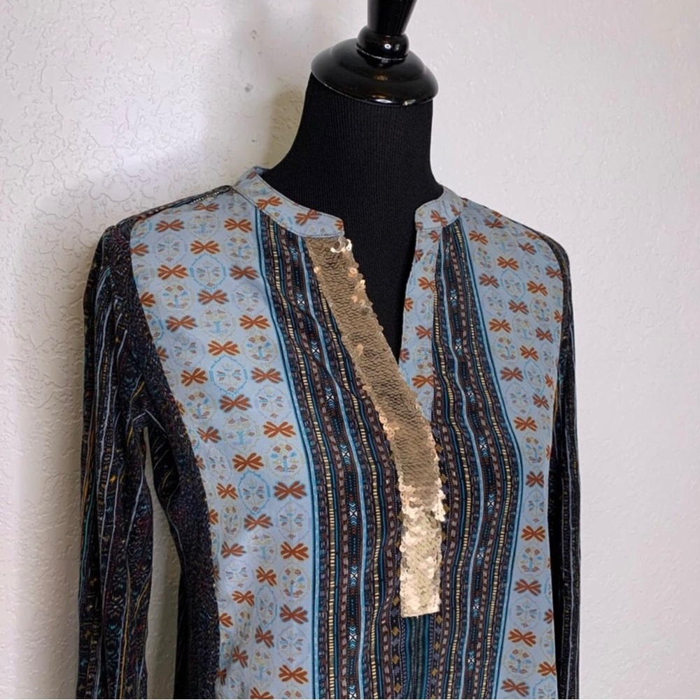 Anthropologie Tiny black blue floral gold sequin neck top size Small - Picture 2 of 8
